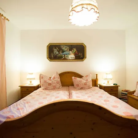 Hotell Buchhaus Vier *