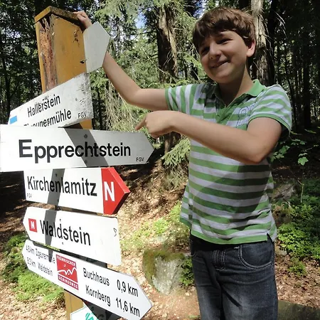 Buchhaus Vier Hotel Kirchenlamitz